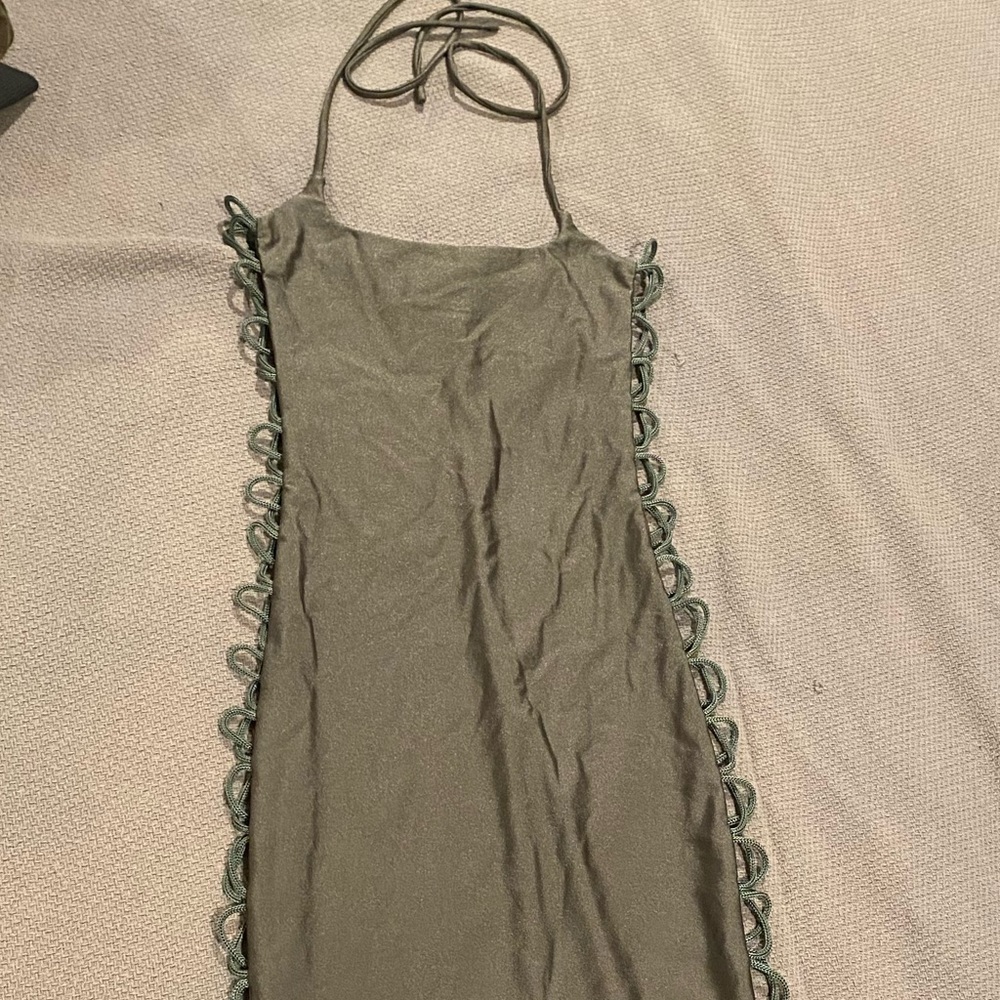 Oh Polly SHAWTY ON THE SIDE BODYCON KNEE LENGTH DRESS IN KHAKI, UK 10, US 6 NWT
